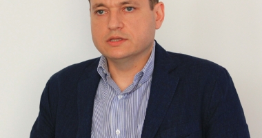 Stire din Politică-Administrație : Ministrul Mircea Dobre vine acasă! Legea Turismului, în dezbatere publică la Constanța