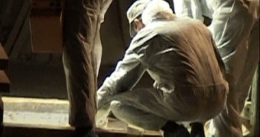 Stire din Eveniment : Bărbat găsit cu gâtul tăiat în casa în care stătea cu chirie
