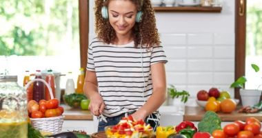 Stire din Sănătate : Asigurați-vă porția zilnică de legume și fructe și veți fi sănătoși!