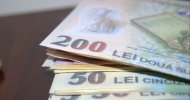 Guvernul acordă 1.000 de lei! Cine sunt cei care vor putea intra în posesia banilor