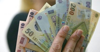 Stire din Economie : Câștigul salarial mediu net = 1.553 lei