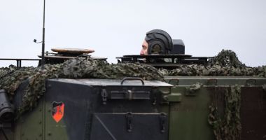 Stire din Actualitate : Armata germană a început instructajul soldaţilor ucraineni pe tancuri Leopard 2