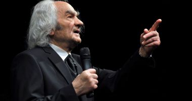 Stire din Politică-Administrație : Renumitul neurochirurg Leon Dănăilă îi îndeamnă pe români să îl voteze președinte pe Nicolae Ciucă