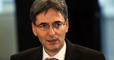 Stire din Politică-Administrație : "Peste 1.000 de refugiați vor ajunge în România, în luna noiembrie"