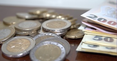 Stire din Economie : Leul s-a depreciat brusc pe interbancar