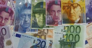 Stire din Economie : Francul elvețian face un pas înapoi în față leului