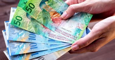 Stire din Economie : Francul e mai puternic cu 0,18%