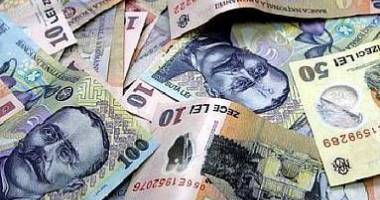 Leul câștigă cu dolarul, dar pierde cu euro și francul elvețian