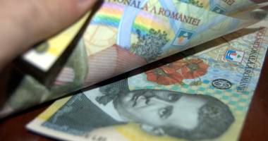 Stire din Economie : Leul, în ofensivă față de dolar și francul elvețian