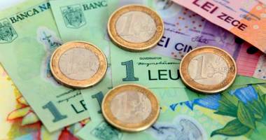 Stire din Economie : Leul a luat-o pe coajă de la toate valutele