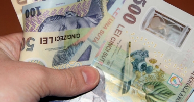 Stire din Economie : Leul pierde la euro și francul elvețian
