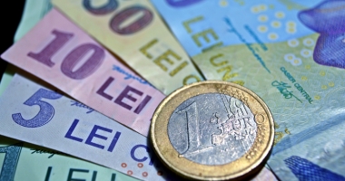 Stire din Economie : Francul e mai slab cu 0,10% în lupta cu leul