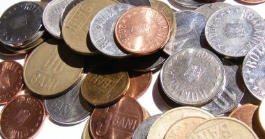 Stire din Economie : Leul cedează în fața tuturor valutelor