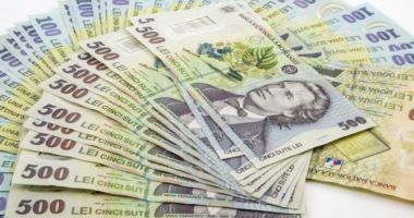 Stire din Economie : Leul a încasat-o de la toate valutele
