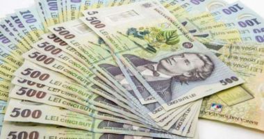 Stire din Economie : Leul cedează la euro și francul elvețian, dar câștigă la dolar