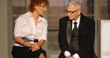 Stire din Cultură-Educație : "Leul deșertului",  o întâlnire între generații  pe scena Casei de cultură