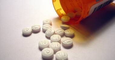 Stire din Sănătate : Mai mulți bani pentru medicamente, de anul viitor
