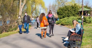 Stire din Social : Bugetarii vor avea anul viitor mai multe zile libere decât angajații de la privat