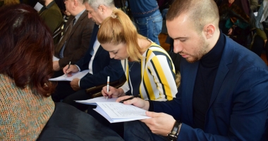 Stire din Politică-Administrație : Liberalii i-au scris primarului Decebal Făgădău. Ce solicită