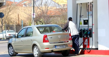 Stire din Politică-Administrație : Liberalii s-au răzgândit. PNL nu va mai susține scumpirea carburanților