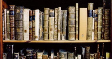 Stire din Cultură-Educație : ICR Madrid organizează o librărie temporară în limba română, pe durata Târgului internațional de carte LIBER