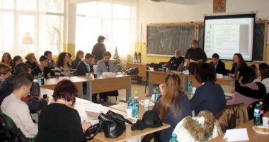 Stire din Cultură-Educație : Elevii de la Liceul "Rosetti" spun "NU comerțului cu moartea"