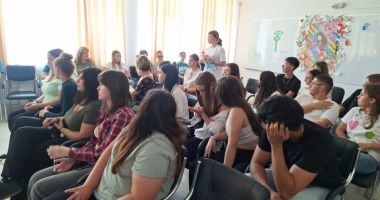 Stire din Cultură-Educație : Liceul ”Lazăr Edeleanu” din Năvodari a obținut statutul de Eco-Școală