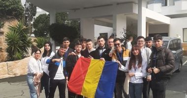 Stire din Cultură-Educație : O nouă experiență europeană, și în 2024, pentru elevi şi profesori ai Liceului ”Gh. Duca”