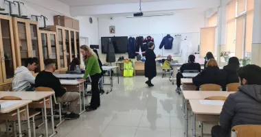Stire din Cultură-Educație : Aproape 100 de elevi din Constanța, înscriși la etapa județeană a Concursului „Știu și aplic!” 2026