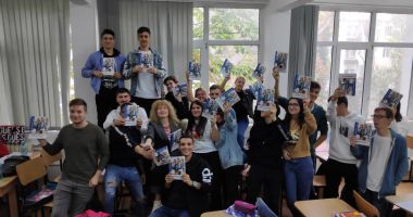 Stire din Cultură-Educație : Liceul Economic "Virgil Madgearu", la ceas aniversar