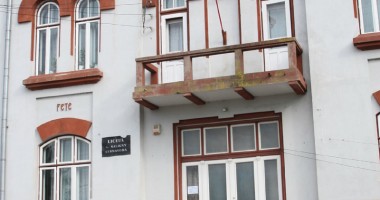 Stire din Cultură-Educație : Liceul Teoretic Anghel Saligny  din Cernavodă își deschide porțile