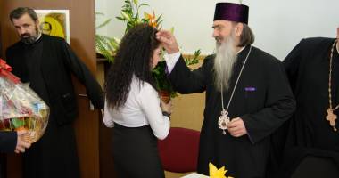 Stire din Cultură-Educație : "Unde-i lege  nu-i tocmeală",  la Liceul "Călinescu"