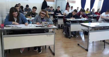 Stire din Cultură-Educație : Liceul de Telecomunicații, în cărți pentru reabilitare. "Arată ca după Războiul de Independență"
