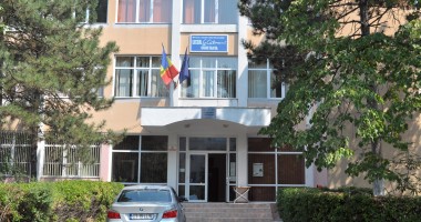 Stire din Cultură-Educație : Zilele Porților Deschise la Liceul "Călinescu"