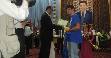 Stire din Cultură-Educație : Debut excepțional pentru Liceul Internațional de Informatică