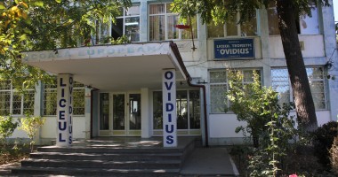 Stire din Sănătate : Caz de TBC la Liceul "Ovidius". Cursurile au fost suspendate!