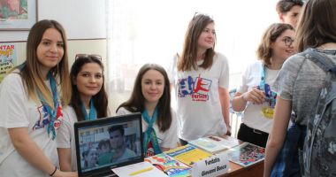 Tinerii de la Liceul "Ovidius", interesați să devină voluntari - 2