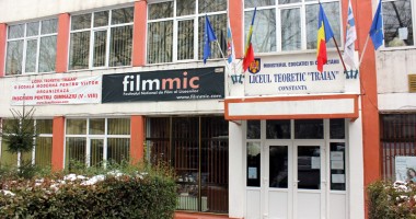 Stire din Cultură-Educație : Liceul Teoretic TRAIAN, la ceas aniversar