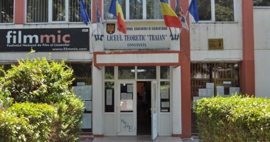 Stire din Cultură-Educație : Liceul "Traian" primește vizita colegilor din Turcia