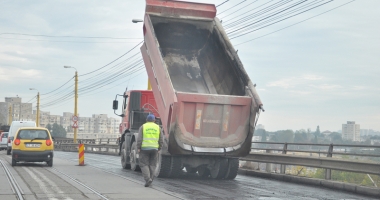 Cum va arăta Podul de la Butelii. Arteră pietonală, parapete anti-fonice, separatoare de sens și led-uri albastre - 3