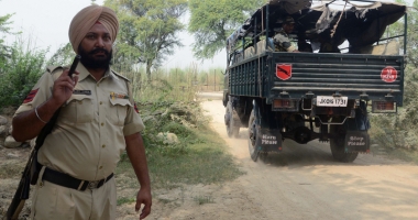 Stire din Actualitate : Doi lidei Al-Qaida, omorâți într-un raid american cu drone
