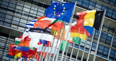 Stire din Actualitate : Liderii se vor angaja să intensifice eforturile pentru reducerea migrației ilegale