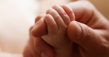 Stire din Eveniment : Un bebeluș subnutrit a ajuns de urgență la spital!