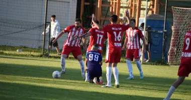 Stire din Sport : Luptă mare pentru supremație în Liga a IV-a la fotbal în Constanța