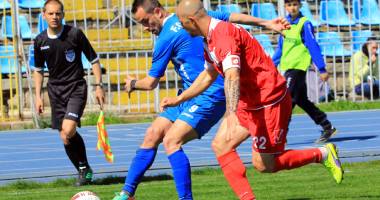 Stire din Sport : Gache, debut nefericit. FC Farul, învinsă la Berceni