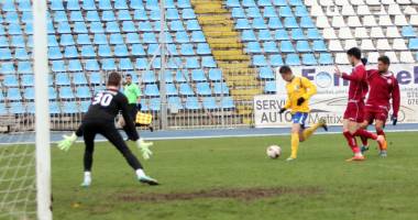 Galerie FOTO. Liga a II-a de fotbal, etapa a 15-a. FC Farul a ținut piept liderului FC Voluntari - 3