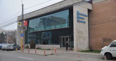 Stire din Cultură-Educație : Studenții au sărbătorit 28 de ani  de la înființarea Universității Maritime