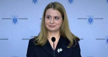 Ministerul Educației a majorat numărul beneficiarilor de „Masă caldă”