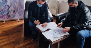 Stire din Cultură-Educație : Limba tătară ar putea deveni disciplină şcolară opţională, în judeţul Constanţa