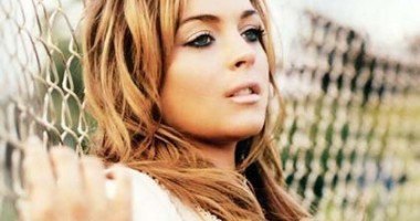 Lindsay Lohan vine în România